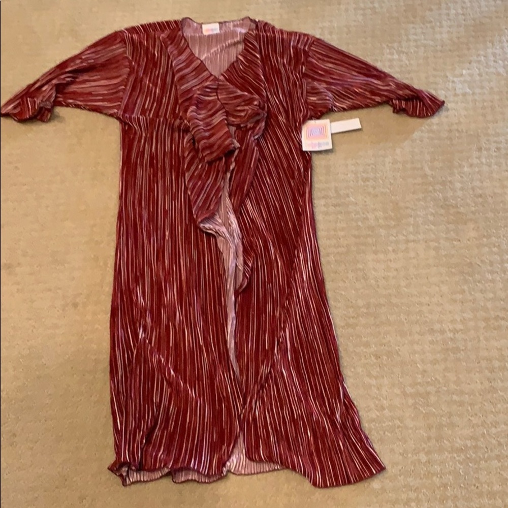New w/tags Lularoe Shirley